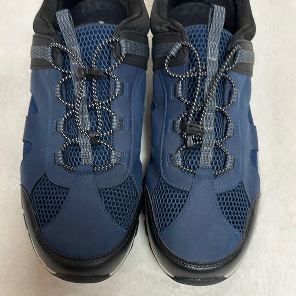 Lands' End Blue and Black Athletic Shoes with Mesh Upper - Picture 12 of 13